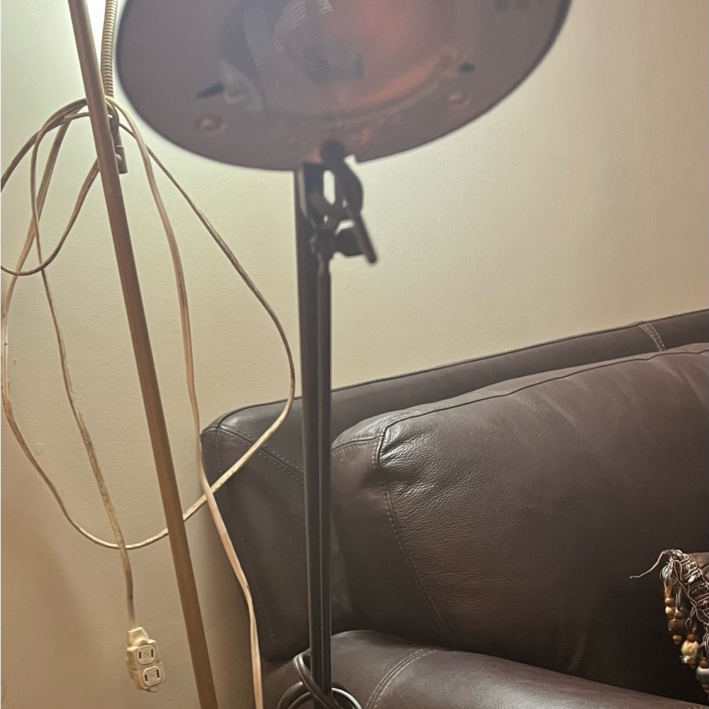 Catalina Lighting Adjustable Halogen Desk Lamp.